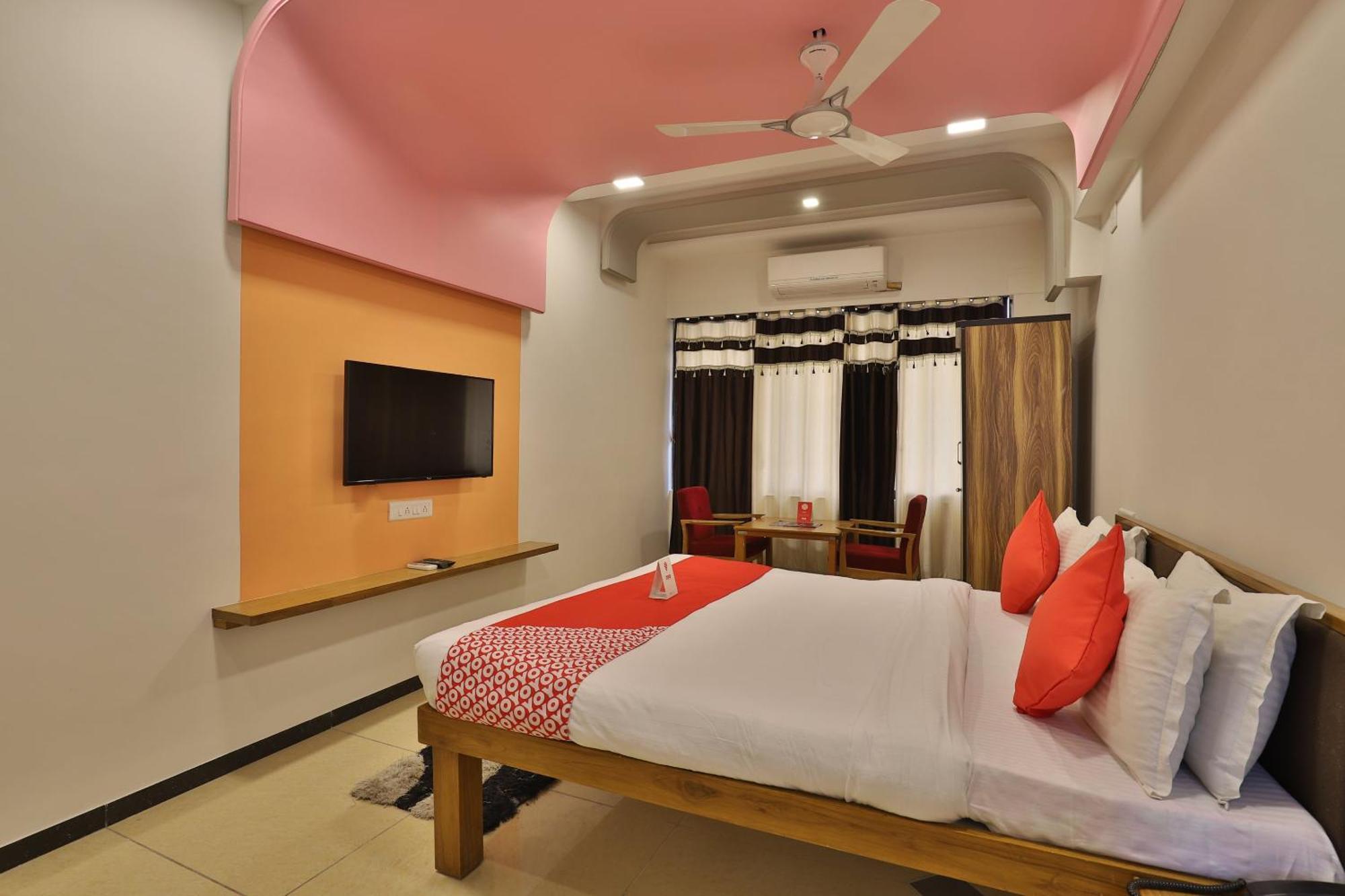 Palette- Siddharth Inn Gandhinagar Exterior photo