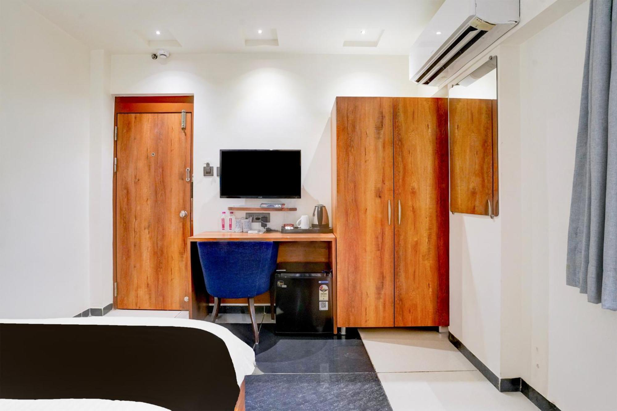 Palette- Siddharth Inn Gandhinagar Exterior photo